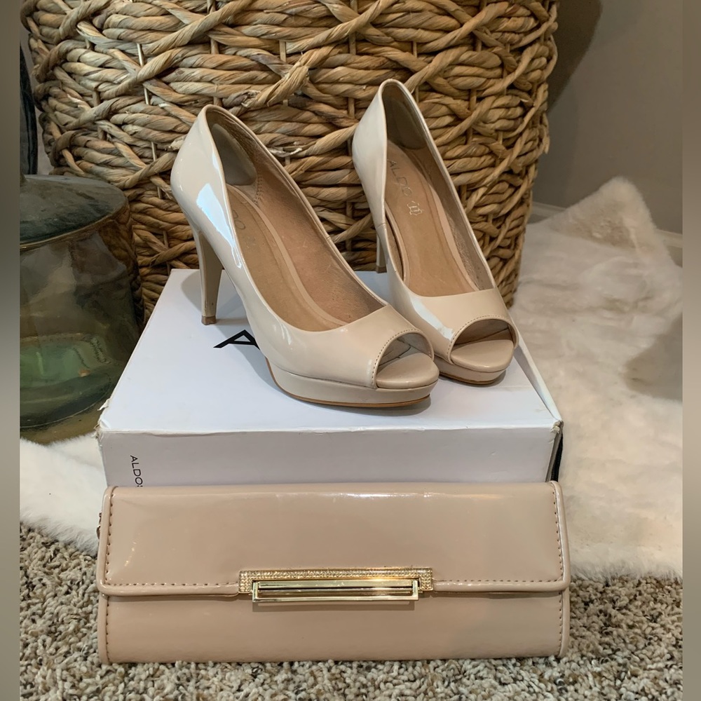 Heels - Picture 3 of 6